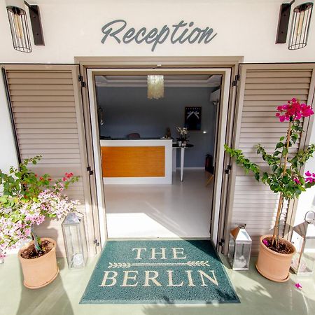 T H E BERLIN Studios&Apartments Apartment Antonios Vrasná Exterior foto